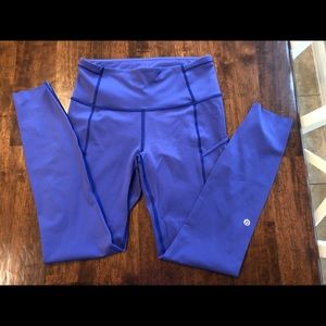 Lululemon size 6 fast and free 25” tight